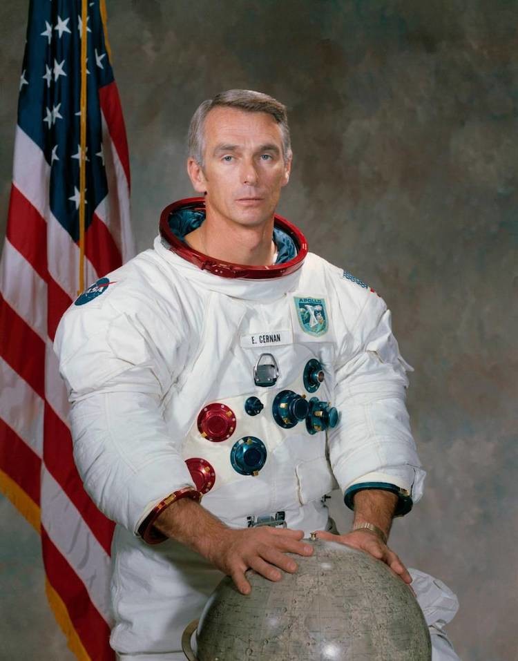 Gene Cernan nella foto ufficiale della missione Apollo X del 1969.